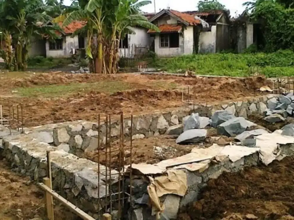 Land clearing paving bongkar bangunan gedung
