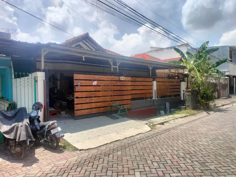 DEKAT PAKUWON MALL!! DI JUAL RUMAH DI SATELIT UTARA 1 LANTAI LUAS 240 M2