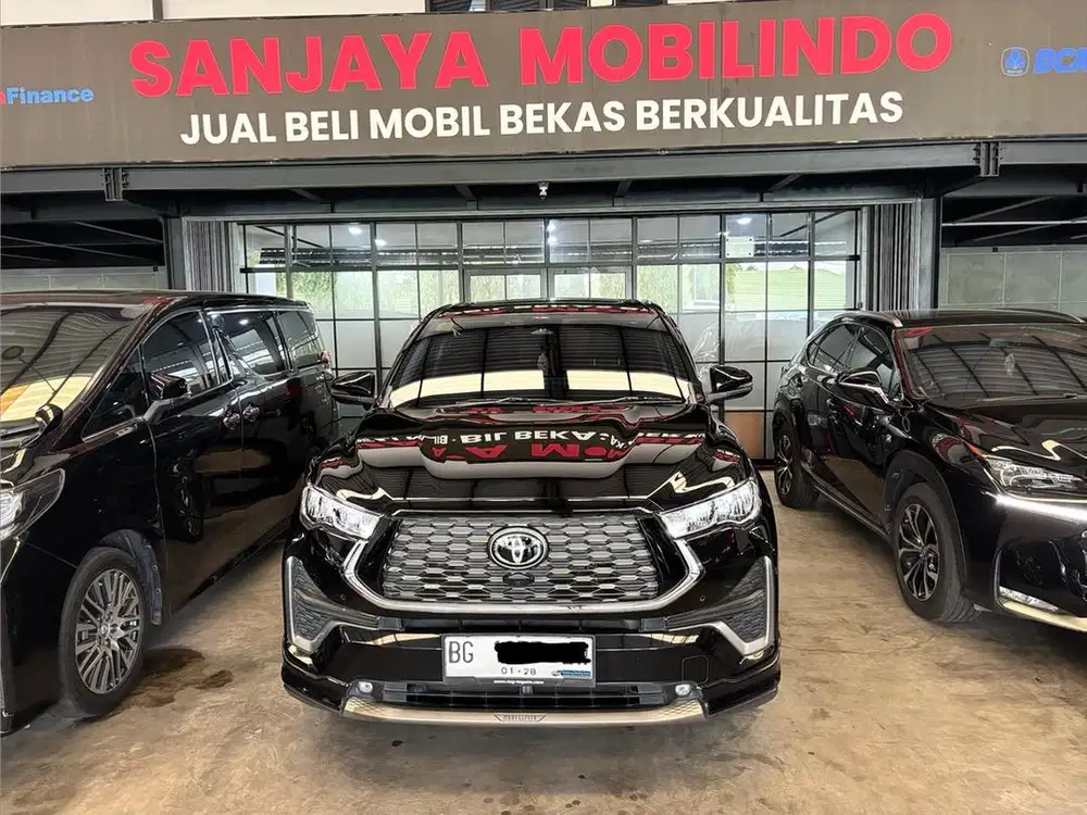 Innova Zenix Q HV TSS Modelista 2.0 A/T 2022/2023