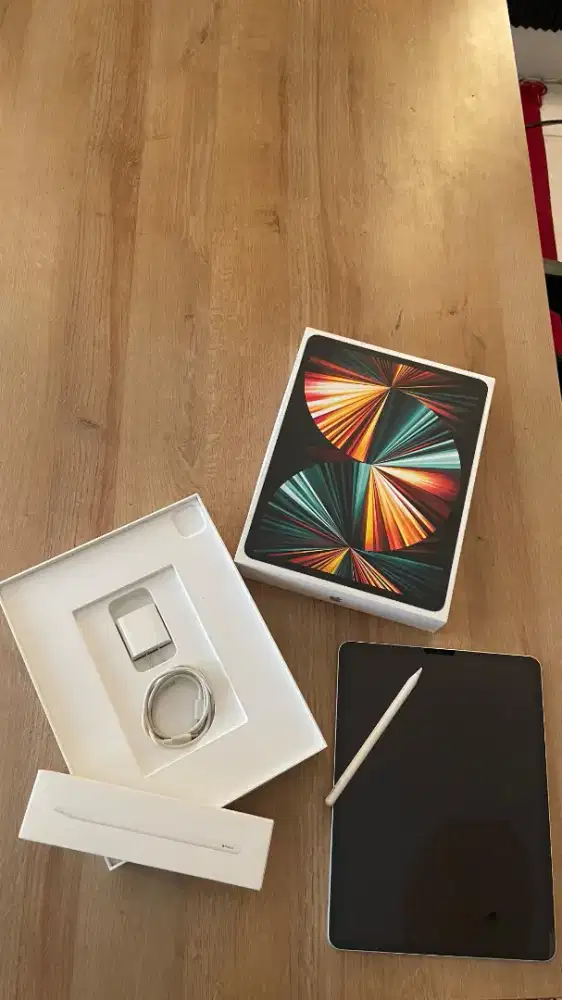 Jual Ipad Pro M1 128Gb 12.9Inch Wifi dan Apple Pencil Gen 2th Bekas