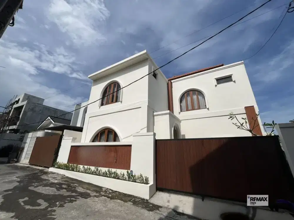 Modern Beautiful Fully Furnished Villa For Rent, In Canggu Area