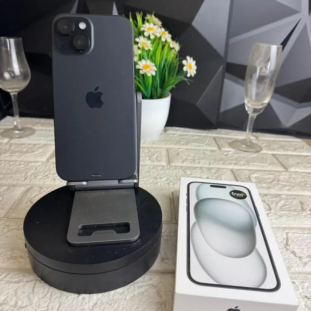 iphone 15 plus 128gb Black ex ibox BH 95% ori Bisa COD dan TT