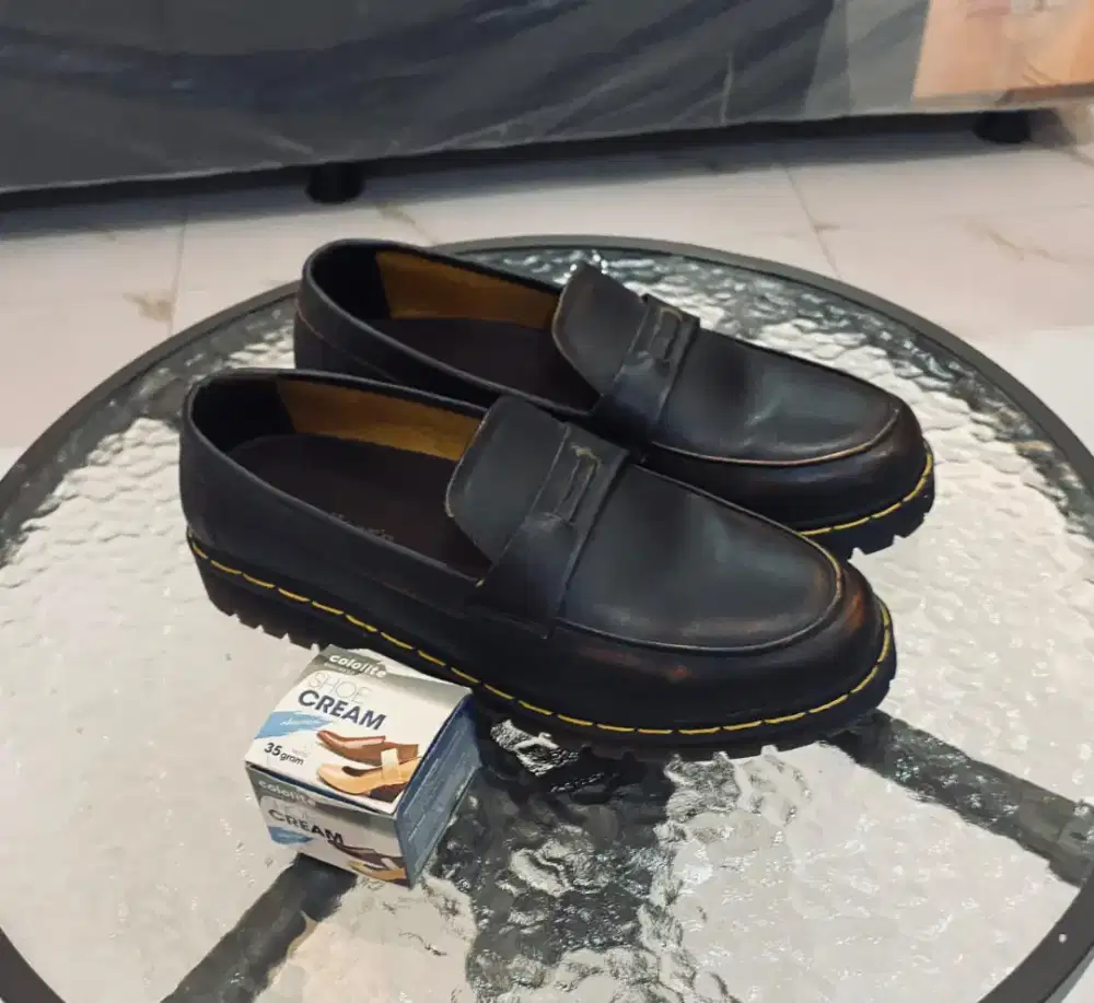 Sepatu Docmart Formal