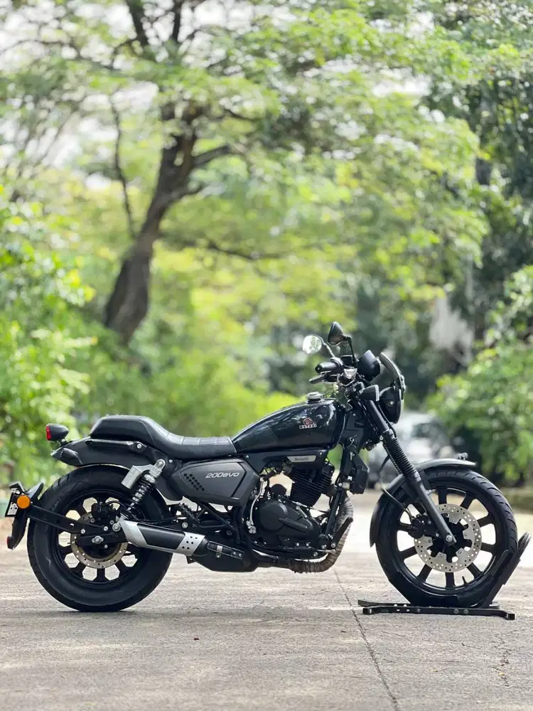 BENELLI MOTOBI 200 EVO 2024 HITAM KM 4K PAJAK ON TANPA PR