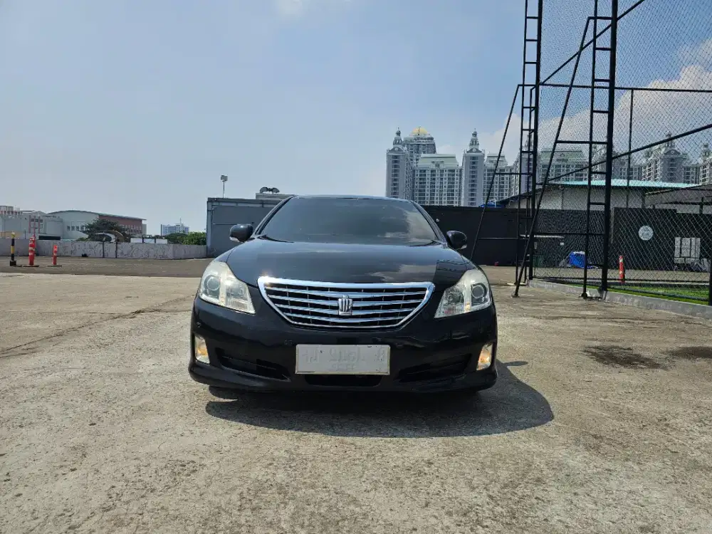 TOYOTA CROWN ROYAL SALOON  3.0 ANTIK