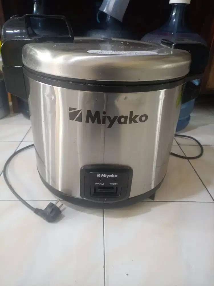 *MAGIC COM MIYAKO MCG-171 / RICE COOKER MIYAKO 6L*