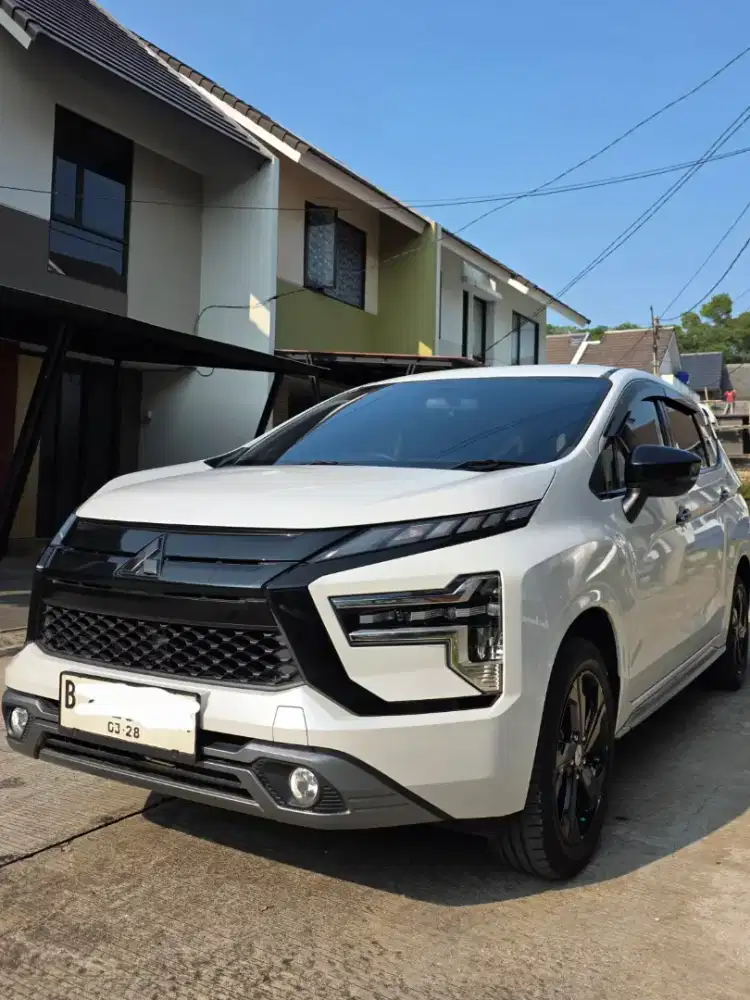 Mitsubishi Xpander Ultimate 1.5 Bensin AT