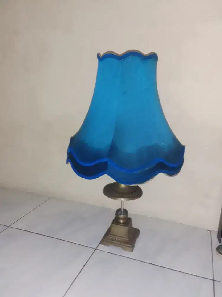 Lampu classic portable