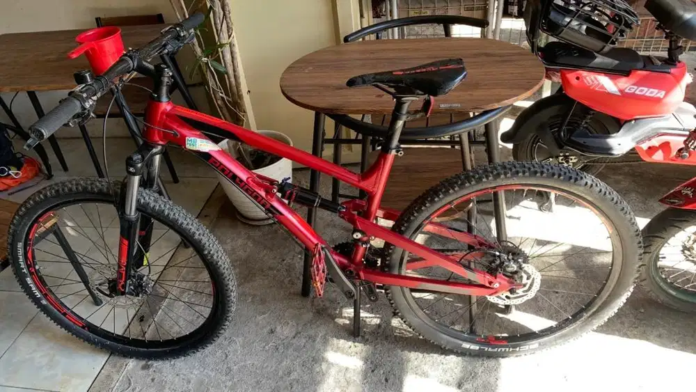 Sepeda Polygon Siskiu D5