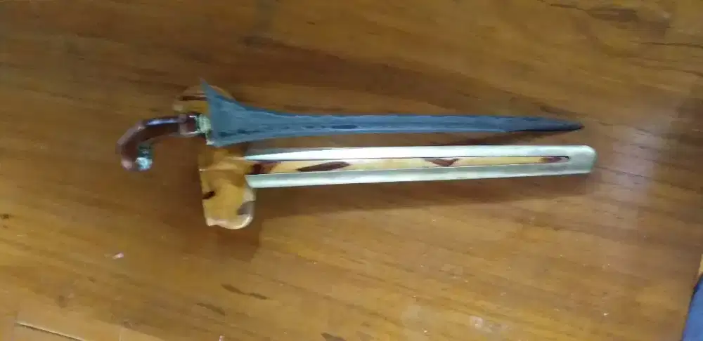 Pusaka keris DUWUNG '( Kebo Salurung )