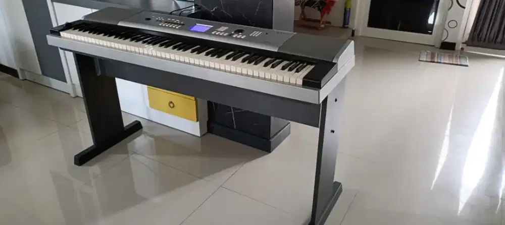 Murah saja, Keyboard-Portable Grand Yamaha DGX 520