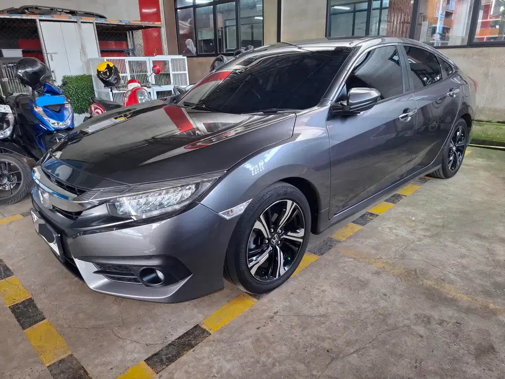 Honda Civic 2018 Bensin