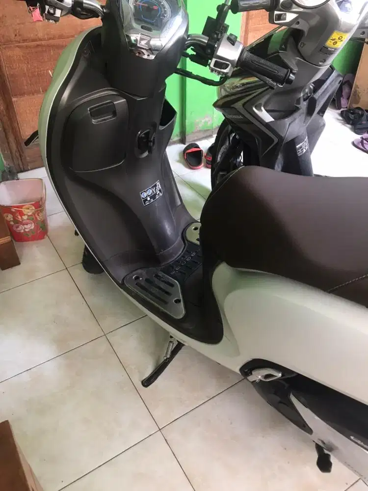 Bu scoopy keyless