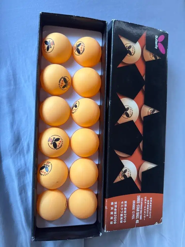 Bola PingPong Butterfly Three-Star Ball 40 (box of 12 orange balls)