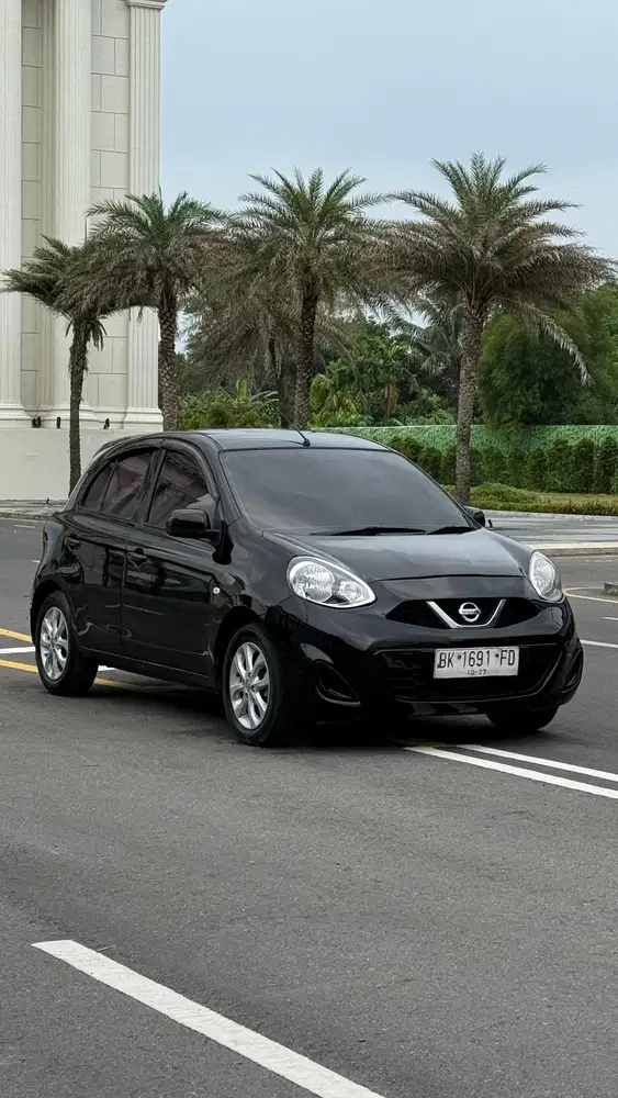 Nissan March 2017 Bensin