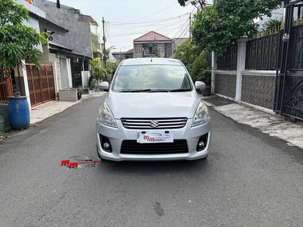 Suzuki Ertiga GL 1.4 Manual 2015 Abu-Abu