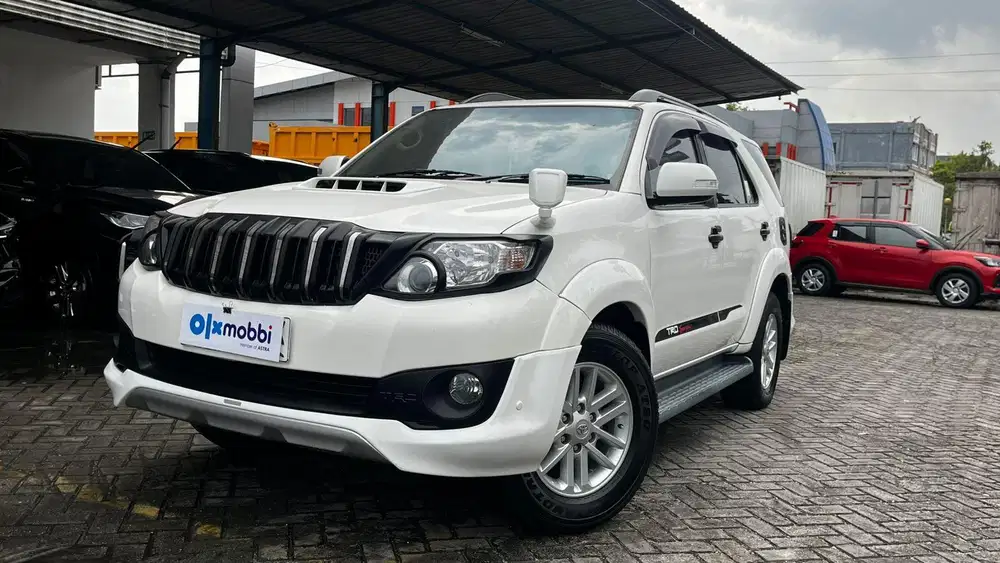 TOYOTA FORTUNER 2.5 VNT TRD SOLAR AT 2013 - EX