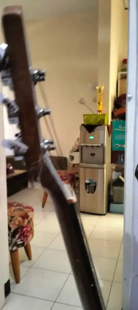 Gitar kondisi apa adanya
