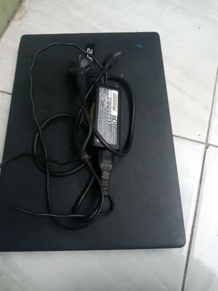 Jual laptop.merk ACER