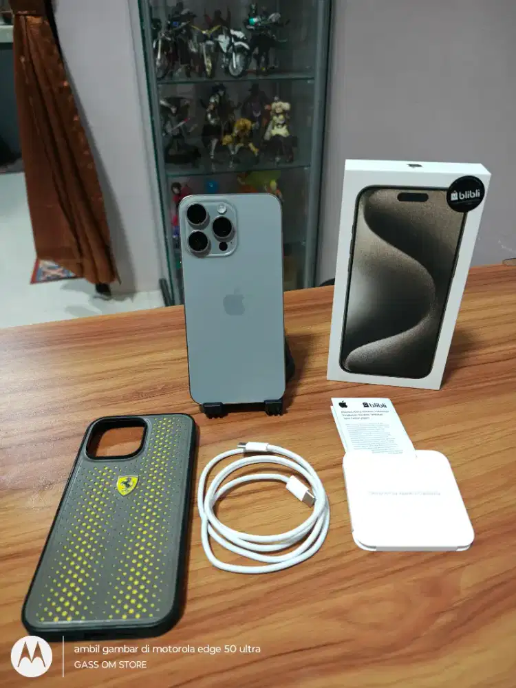 IPhone 15 pro max 512gb garansi resmi Indonesia