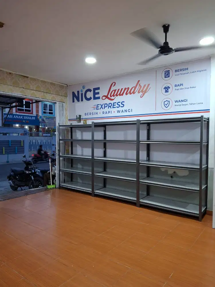 Dibutuhkan karyawan laundry