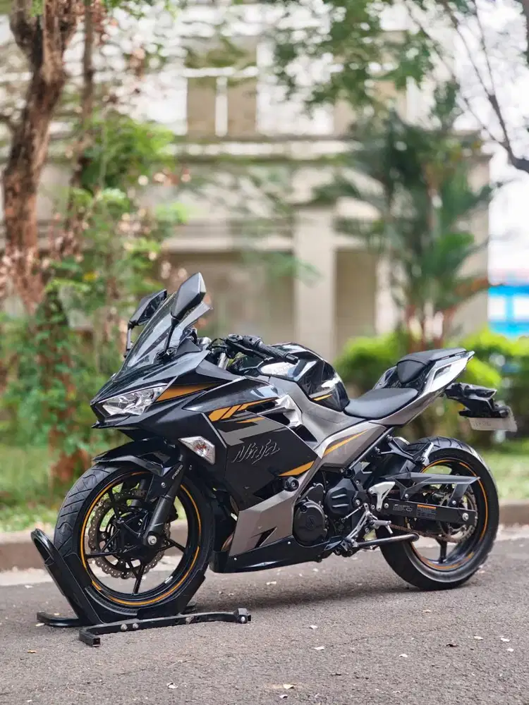 KAWASAKI NEW NINJA 250 FI ABS MDP KEYLESS GREY 2022 KM LOW PAJAK ON