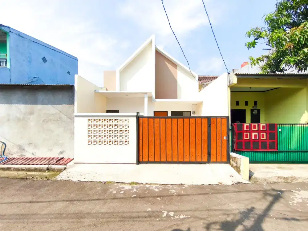 Rumah Siap Huni 10 menit ke Pintu Tol BSD Barat 1 Hadap Utara J-39017