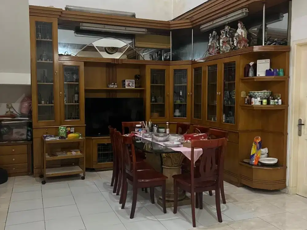 Jual Rumah Sunter Paradise Tahap 3, Jakarta Utara, Kompleks Elite, Hadap Timur, Murah