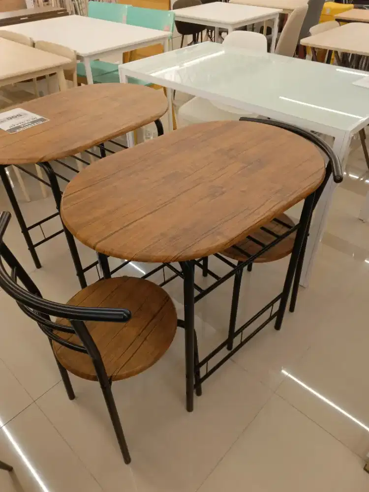 HANA BREAKFAST TABLE SET
