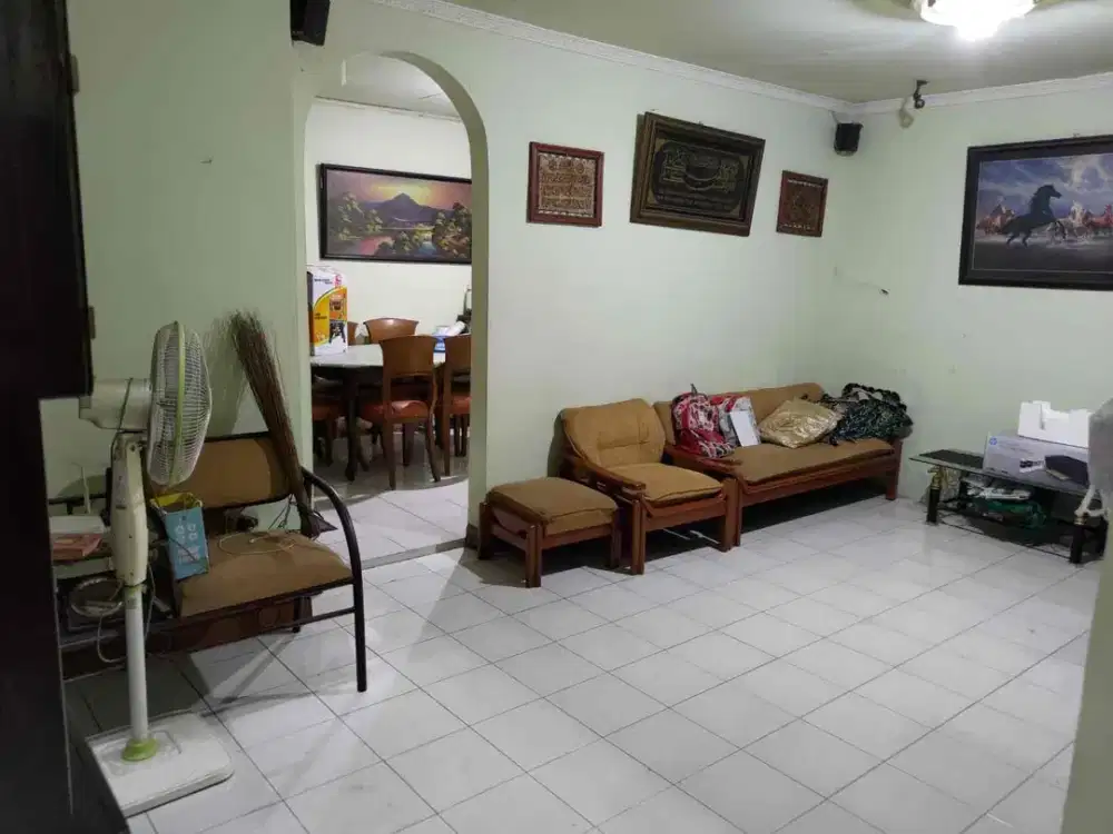 Dijual Rumah 2 lantai  Slipi Jakarta Barat Lokasi Premium Dekat Tol