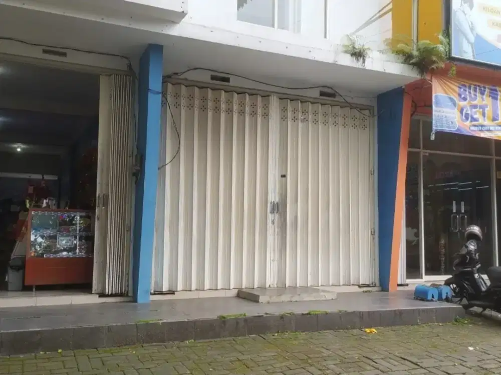 Ruko Jejer 2 Lantai Bagus SHM di Sawojajar Cocok Buat Resto