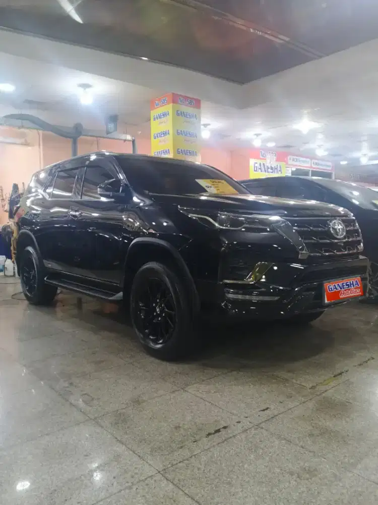 Toyota Fortuner 2.8 GR Sport Dsl Diesel AT 2023