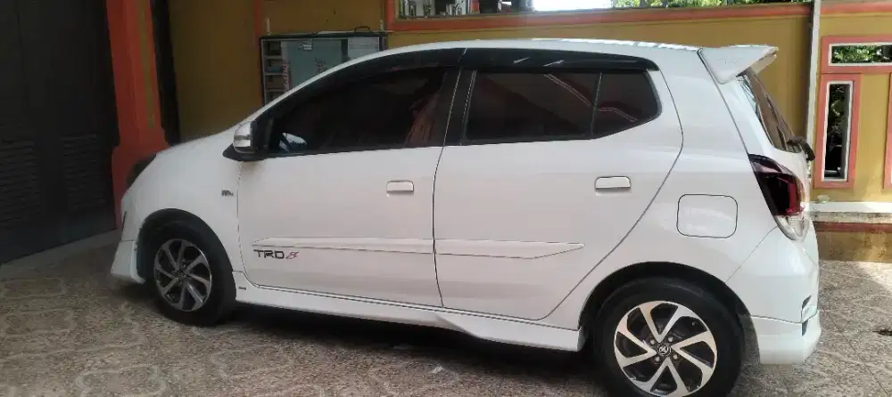 Mobil Agia tahun 2017