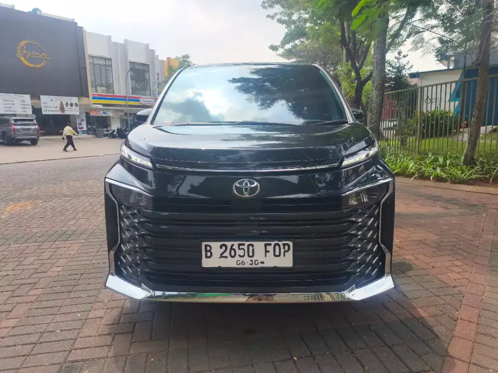 Voxy 2.0 2025 facelift
