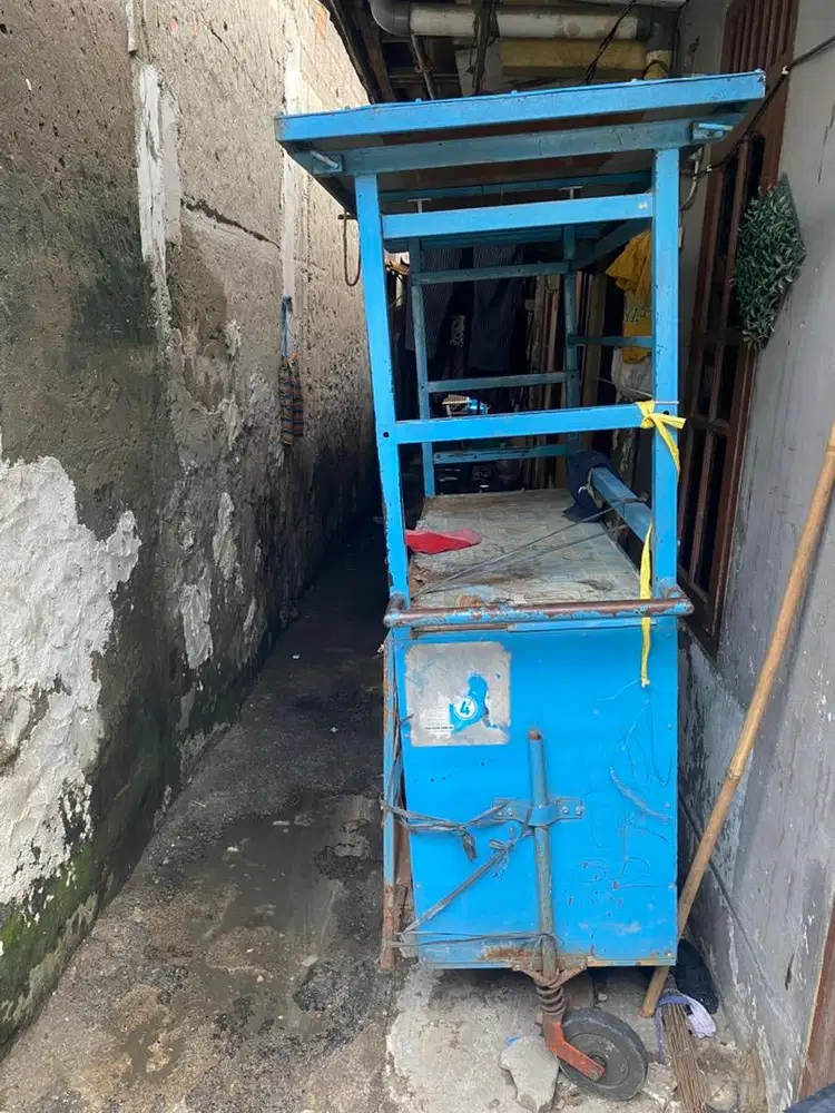 Dijual gerobak bekas jual kopi dan es