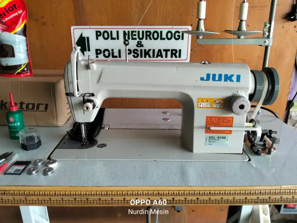 Mesin jahit JUKI DDL-8100 komplit bsrt meja kaki import servo baru ok