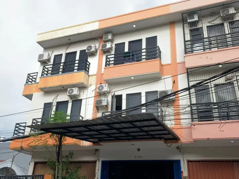 Dijual ruko 3 lantai di Komplek Green Ville, Duri Kepa, Kebon Jeruk, Jakarta Barat
