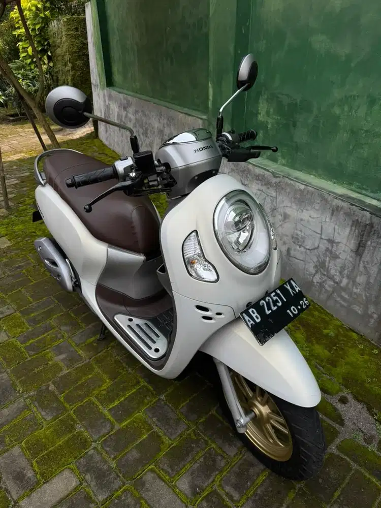 Honda Scoopy Prestige Keyless tipe tertinggi Tahun 2021