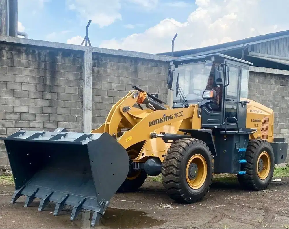 Wheel Loader LONKING LG833N-PRO 1,8 m3 Tangguh sparepart mudah