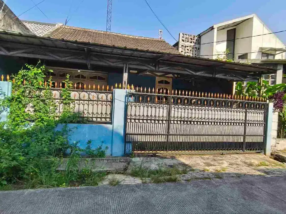Rumah BU hitung tanah 750 jt LT 110 bangunan masih kokoh di Pekayon bebas banjir