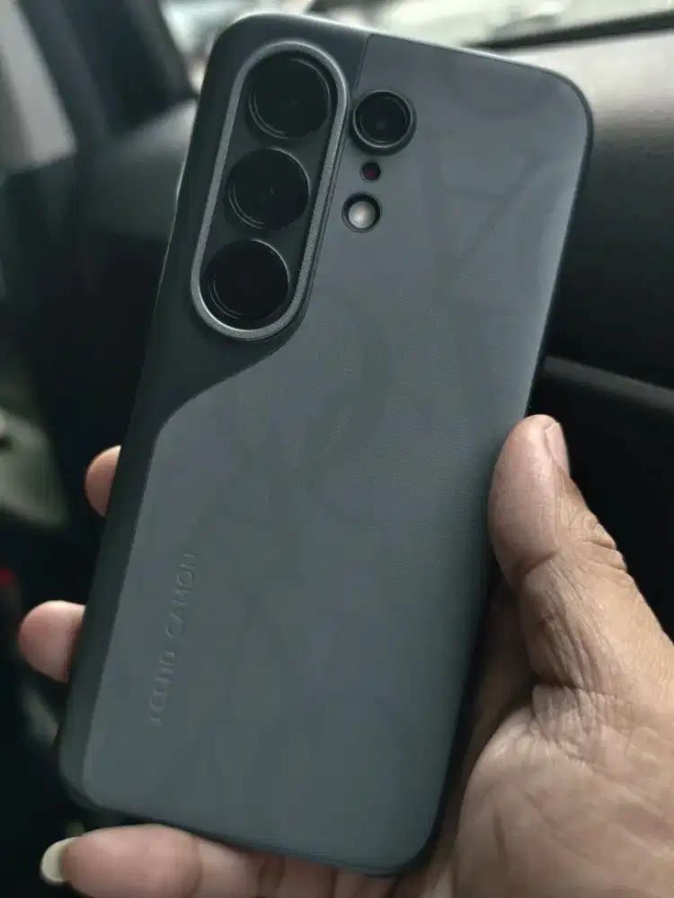 Tecno Camon 50 Pro 5G 8/256Gb Like New Bisa TT
