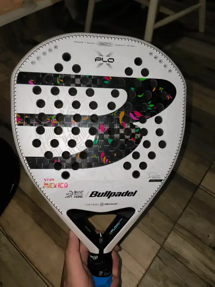 WTS 2nd Like New BULLPADEL XPLO MX LTD EDITION 25 BY MARTIN DI NENNO