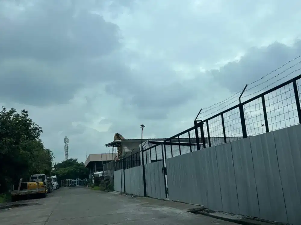 Jual Pabrik Jl. Raya Bekasi Km. 24 Ujung Menteng Cakung, Jakarta Timur, Sangat Strategis, Nego