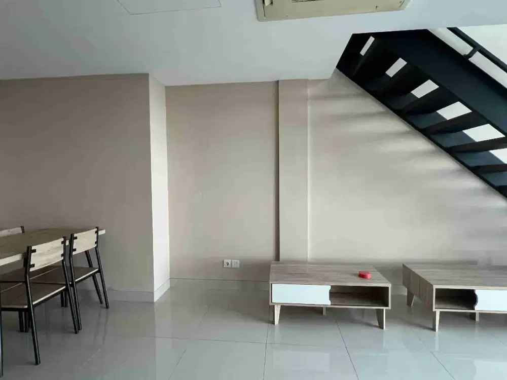 Di Sewakan Cepat Unit Bizloft Tower URESIDENCE Supermall Karawaci