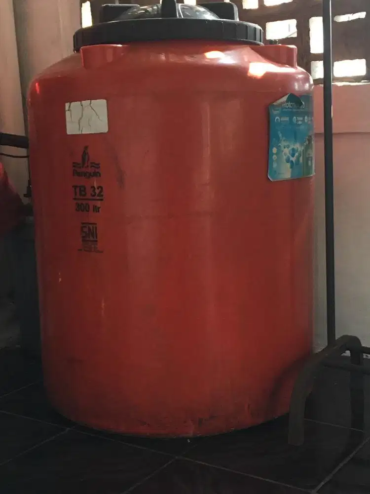 Toran merk penguin 300 Ltr