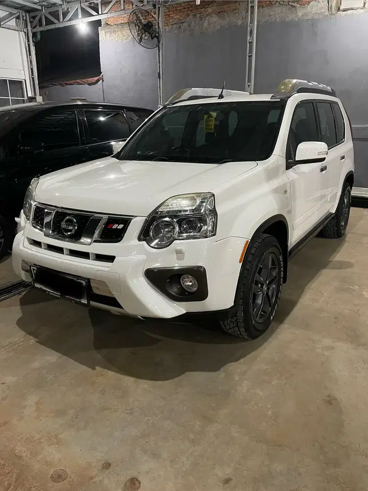 Nissan X-Trail 2013 Bensin