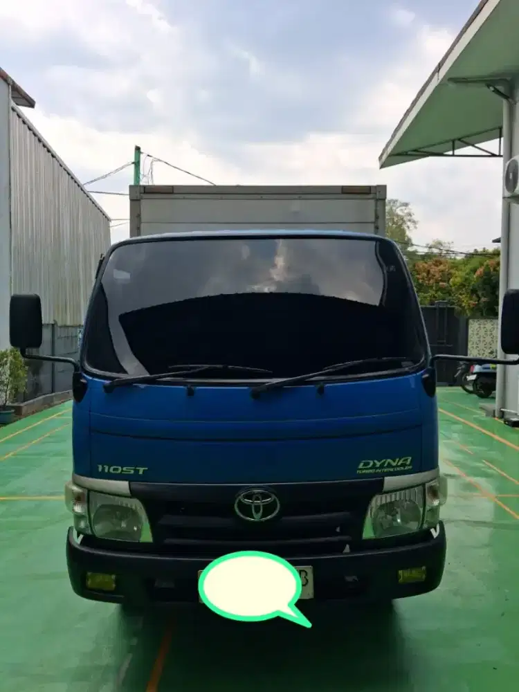Dijual truck toyota dyna 110st tahun 2013