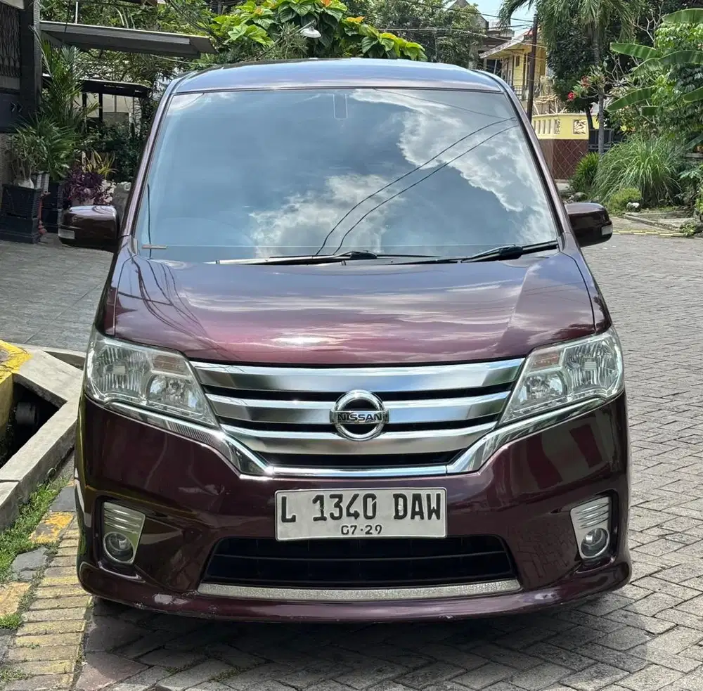 NISSAN SERENA 2.0 HWS 2013 MATIC LOW KM 103rb KONDISI TRAWAT SIAP PAKE