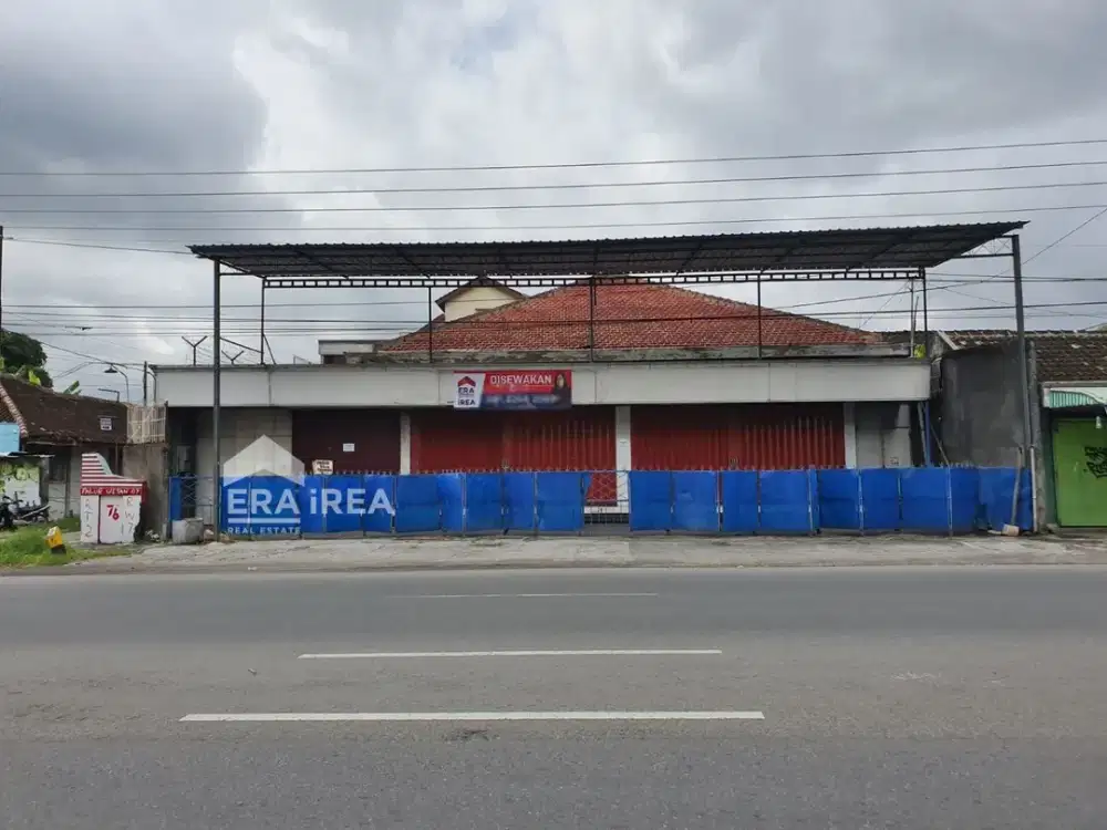 RUANG USAHA DISEWAKAN DEPAN LUWES PALUR SOLO TIMUR