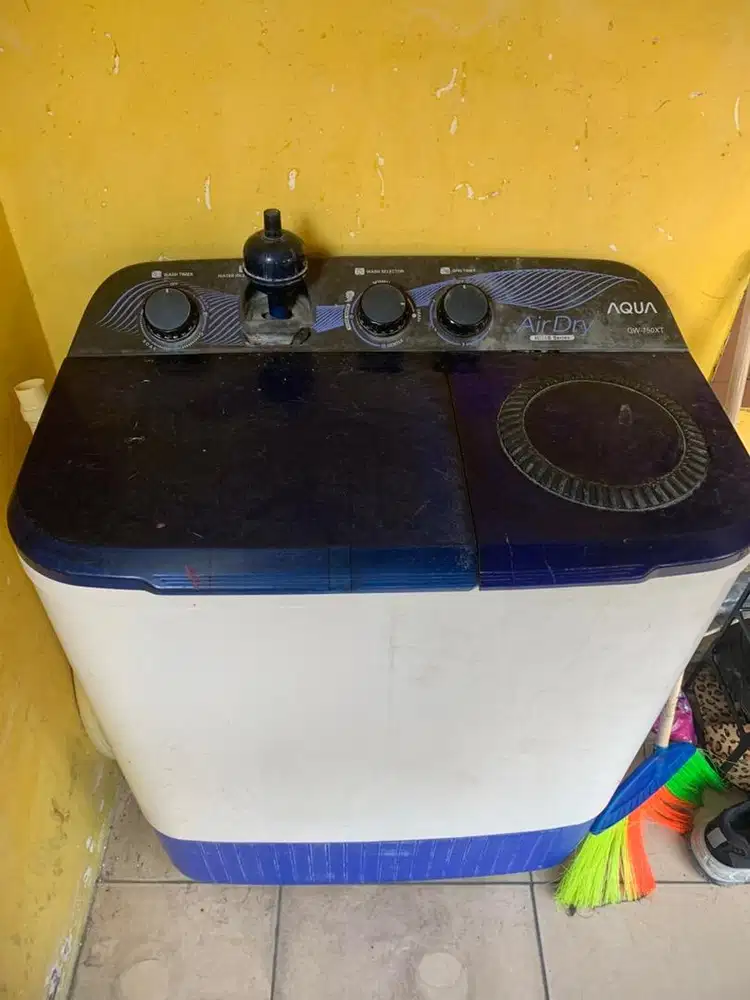 Mesin cuci Aqua,5kg!!